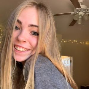 Meet your Posher, Savannah